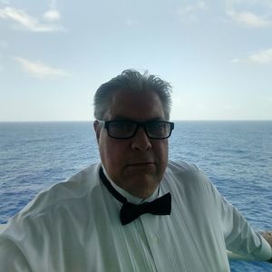 Meet your Posher, Don